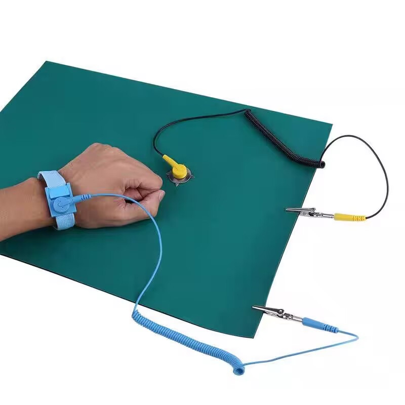 Tappetino da lavoro per ripara - Electronics Repair Mat recensione e prezzo